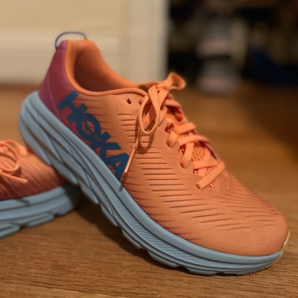Women’s Hoka Rincon 3 size 6.5 in orange/blue